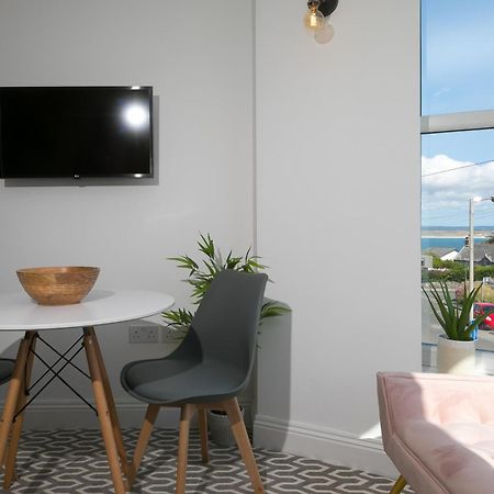 Ferienwohnung Seabreeze 3 - Seaview & Parking St Ives Exterior foto